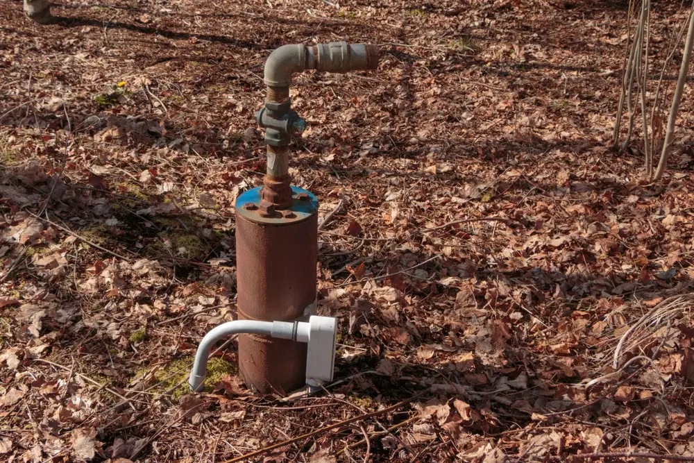 Well system in a dirt field