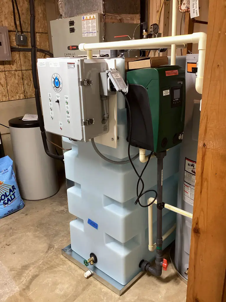 Mermaid Tail Install of a Well Manager® Vertical System with an external DAB Mini 3 Pump to solve a residential homeowner's issue with low-yielding well.